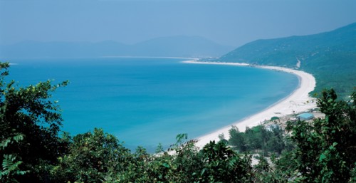 Le lac à mille îlots dans la province du Zhejiang, Chine