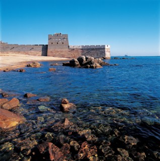 Tête de dragon se jetant dans la mer (Lalongtou), Beidaihe, Qinhuangdao, Chine