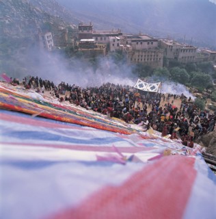 Le rouleau de Bouddha déroulé au soleil, Chine