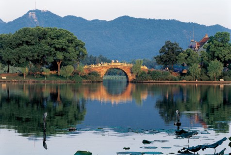 La digue Su du Lac de l'Ouest, Hangzhou, province du Zhejiang, Chine