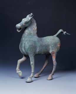 Cheval en bronze