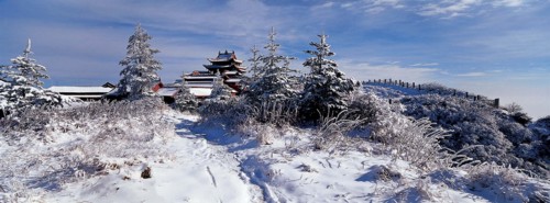Snowscape of Huazang Temple at Golden Peak of Emei mountain, Sichuan,China