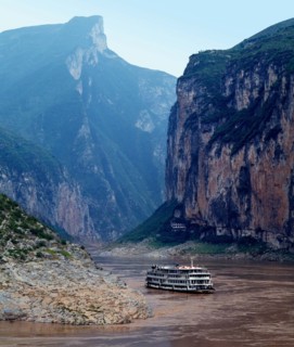 Kuimen in Three Gorges, China