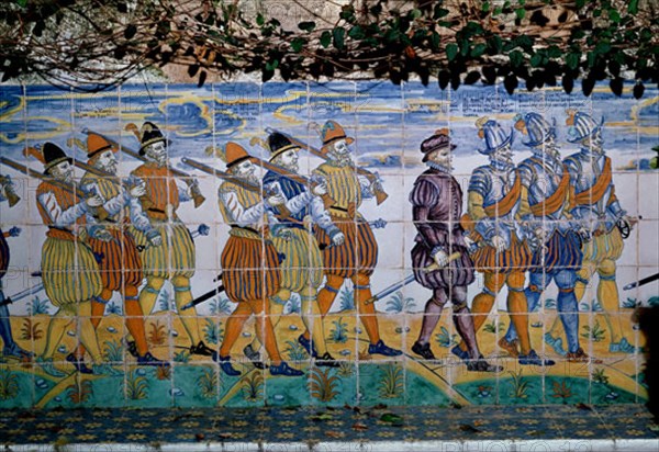 FRISO DE AZULEJOS - SOLDADOS S XVI
VISO DEL MARQUES, PALACIO MARQUES DE SANTA CRUZ
CIUDAD