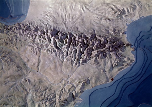 10/01/2005MAPA EN RELIEVE-N.E.DE LA PENINSULA-DT PIRINEOS Y EBRO
MADRID, MUSEO CIENCIAS