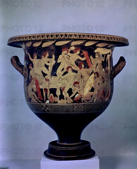 CRATERA S IV A JC-ULISES Y TELEMACO LUCHANDO
PARIS, MUSEO LOUVRE-INTERIOR
FRANCIA