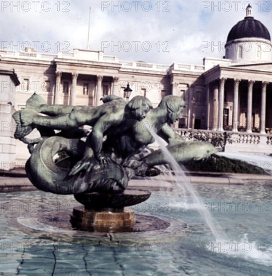 DT DE FUENTE DE TRAFALGAR SQUARE
LONDRES, EXTERIOR
INGLATERRA

This image is not downloadable.