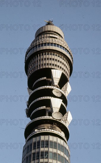 PARTE ALTA DE LA POST OFFICE TOWER ANTENA DE CORREOS
LONDRES, EXTERIOR
INGLATERRA

This image