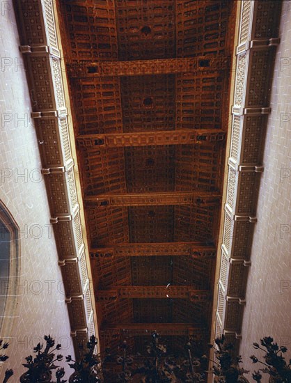 ARTESONADO MUDEJAR. FINALES DEL S XIII
TERUEL, CATEDRAL
TERUEL

This image is not downloadable.