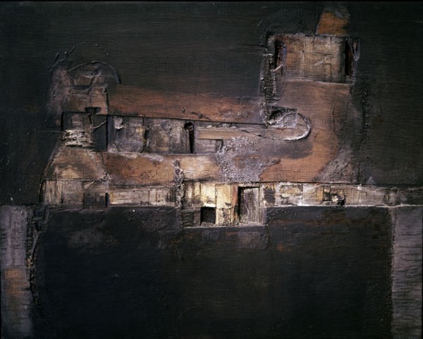 MUÑOZ LUCIO 1929/98
ESTRUCTURA VERDE Y NEGRA
CUENCA, MUSEO DE ARTE ABSTRACTO
CUENCA

This
