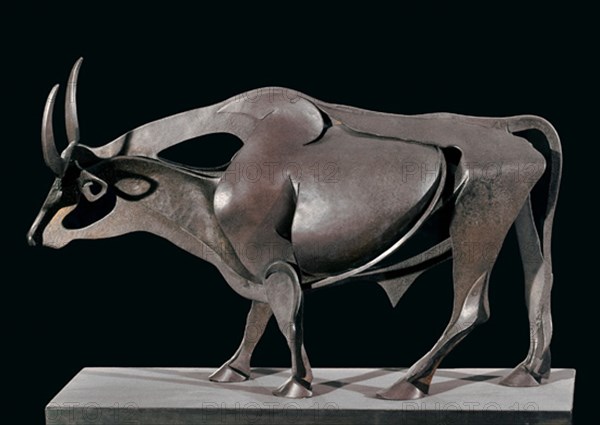 GARGALLO PABLO 1881/1934
ESCULTURA-BUEY VASCO-HIERRO- 1930- COL FUNDACION ESPONA DE
