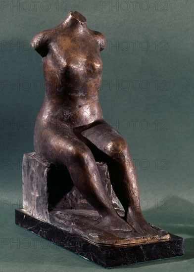 MALLO CRISTINO 1905/87
ESCULTURA-TORSO SENTADO
MADRID, COLECCION PARTICULAR
MADRID

This image