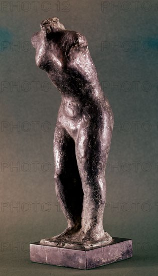 MALLO CRISTINO 1905/87
ESCULTURA-TORSO DE PIE
MADRID, COLECCION PARTICULAR
MADRID

This image