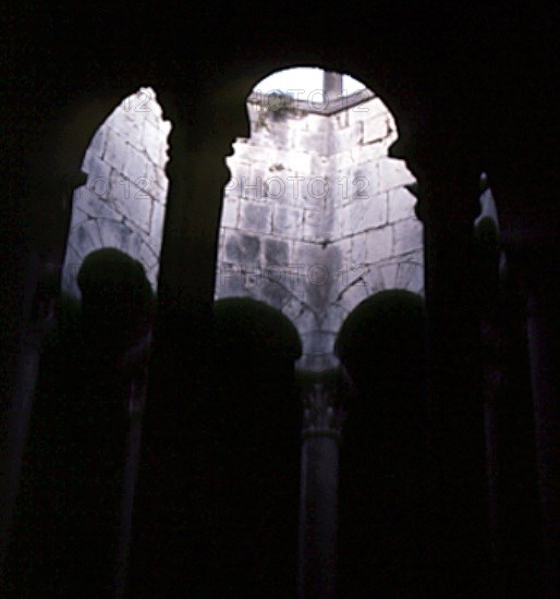 INTERIOR-BOVEDA CUPULIFORME
GERONA, BAÑOS ARABES
GERONA

This image is not downloadable.