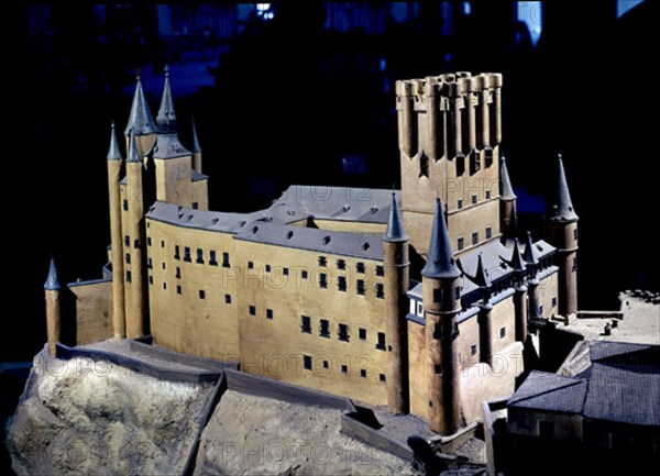 MAQUETA DEL ALCAZAR DE SEGOVIA
MADRID, MUSEO DEL EJERCITO
MADRID
