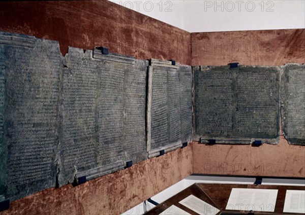 LEY HISPANO ROMANA DE OSUNA
MADRID, MUSEO ARQUEOLOGICO NACIONAL
MADRID

This image is not
