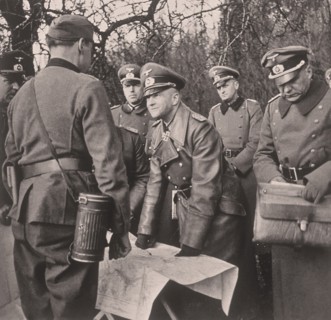 EL GENERAL ROMMEL CON SU ESTADO MAYOR-II GUERRA MUNDIAL
PARIS, COLECCION