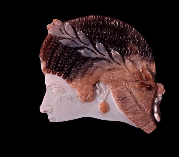 *AGRIPINA MENOR - 15/59 DC - MADRE DE NERON
LONDRES, BRITISH MUSEUM
INGLATERRA

This image is