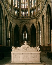 COLLIN A
MAUSOLEO EN MARMOL DE CARLOS IV Y SUS CUATRO ESPOSAS
PRAGA, CATEDRAL DE SAN