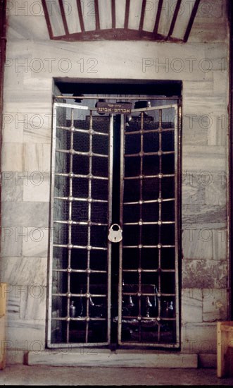 TUMBA DE ABRAHAM
HEBRON, INTERIOR
ISRAEL

This image is not downloadable. Contact us for the
