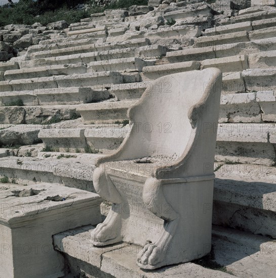 TEATRO DE DIONISIO-GRADAS
ATENAS, ACROPOLIS
GRECIA

This image is not downloadable. Contact us