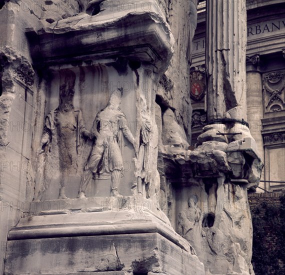 RELIEVE DEL ARCO DE SEPTIMIO SEVERO
ROMA, FORO
ITALIA

This image is not downloadable. Contact