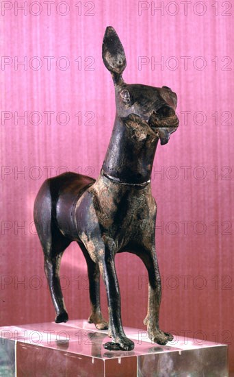 FIGURA ARABE
MADRID, COLECCION PARTICULAR
MADRID