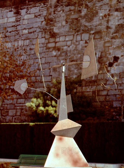 CALDER ALEXANDER 1898/1976
ESCULTURA MOVIL
PALMA, EXTERIOR
MALLORCA

This image is not