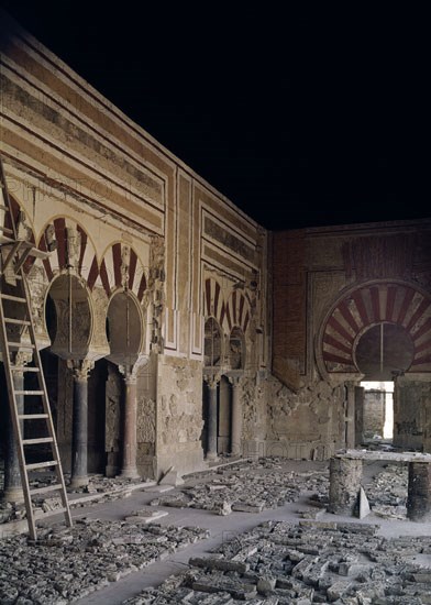 CASA REAL-ARQUERIAS EN EL PORTICO DE ENTRADA AL SALON-S X
PROVINCIA, MEDINA AZAHARA
CORDOBA
