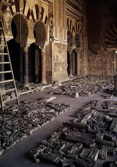 CASA REAL-ARQUERIA DE INGRESO AL SALON RICO DESDE EL PORTICO
PROVINCIA, MEDINA
