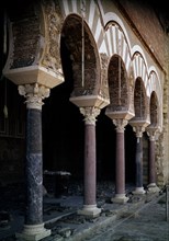 CASA REAL-ARQUERIAS DE INGRESO AL PORTICO DEL SALON RICO-S X
PROVINCIA, MEDINA