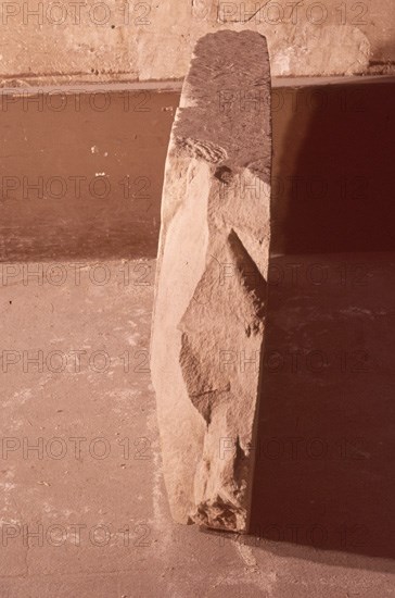 PIEZA-VISTA DE LA BASE
CAIRO, MUSEO EGIPCIO
EGIPTO

This image is not downloadable. Contact us