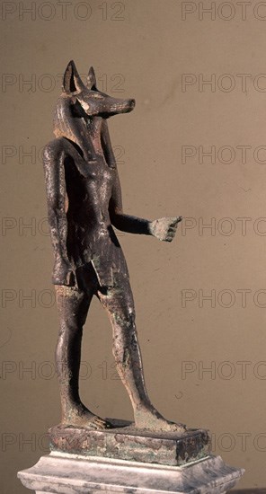 BRONCE-ANUBIS DIOS CHACAL CUIDADOR DE FUNERALES-CARA DE CHACAL - DIOS DE LOS MUERTOS
CAIRO, MUSEO