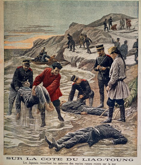 GUERRA RUSO JAPON- COSTA LIAO-TOUNG:JAPONESES RECOGEN CADAVERES DE MARINOS RUSOS DEVUELTOS POR L