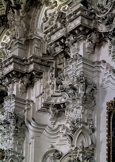 SACRISTIA-VISION LATERAL-BARROCO
GRANADA, CARTUJA
GRANADA

This image is not downloadable.