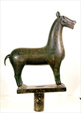 BRONCE DE ANIMAL DECORADO CON ARABESCOS VEGETALES - S X
CORDOBA, MUSEO ARQUEOLOGICO
CORDOBA