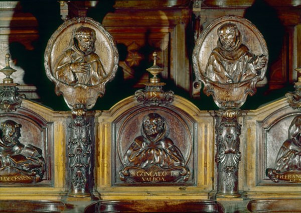 SIERRA PEDRO DE 1702/60
DETALLES DE LA SILLERIA DEL CORO DE SAN FRANCISCO-S XVIII-ESCULTURA