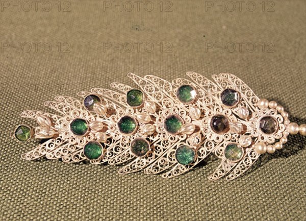 JOYA DE PERLAS PLATA Y ESMERALDAS
MONFORTE DE LEMOS, CONVENTO DE LAS  CLARISAS/MUSEO ARTE
