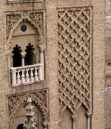 LA GIRALDA - TORRE ALMOHADE DE 1198 Y REMATE RENACENTISTA CONSTRUIDO EN 1558
SEVILLA,