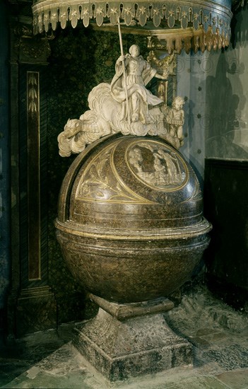 PILA BAUTISMAL
HECHO, IGLESIA PARROQUIAL
HUESCA

This image is not downloadable. Contact us for