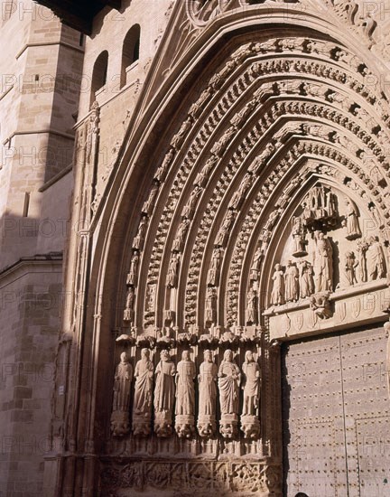 PORTADA
HUESCA, CATEDRAL
HUESCA

This image is not downloadable. Contact us for the high res.