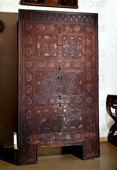 ARMARIO MUDEJAR
MADRID, INSTITUTO VALENCIA DE DON JUAN
MADRID

This image is not downloadable.