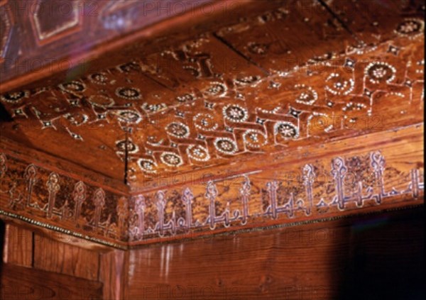 ARMARIO MUDEJAR  INTERIOR-DETALLE DECORACION
MADRID, INSTITUTO VALENCIA DE DON