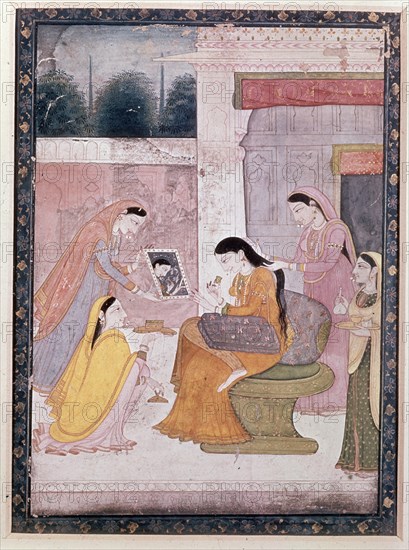 KANGRA
*PINTURA INDIA DE ASEO FEMENINO
LONDRES, MUSEO VICTORIA ALBERTO
INGLATERRA

This image