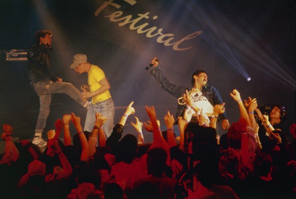 CONCIERTO DE ROCK-ACTUACION DEL GRUPO BEASTIE BOYS

This image is not downloadable. Contact us