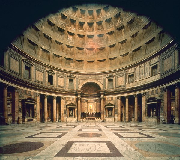 *INTERIOR CON OJO DE PEZ- BOVEDA CON CASETONES DE 43,50 M DE DIAMETRO
ROMA, PANTEON-TEMPLO