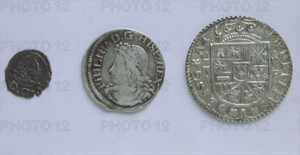 MONEDAS FELIPE V-ANVERSO-IZQ-REAL DE A DOS-CENTRO-CROAT-DCHA DINERO
MADRID, CASA DE LA