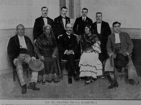 REVISTA B/N-TEATRO DE LA ZARZUELA-M.FALLA Y ACTORES DE"LA VIDA BREVE"

This image is not