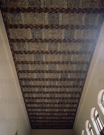 TECHUMBRE DE LAS ESCALERAS DE ACCESO AL SALON DEL TRONO
ZARAGOZA, ALJAFERIA-CORTES