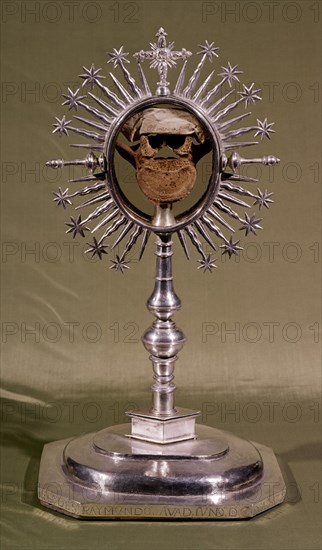 RELICARIO CON VERTEBRA S RAIMUNDO PENAFORT S 18
TOLEDO, CONVENTO DE SAN CLEMENTE-MUSEO
TOLEDO
